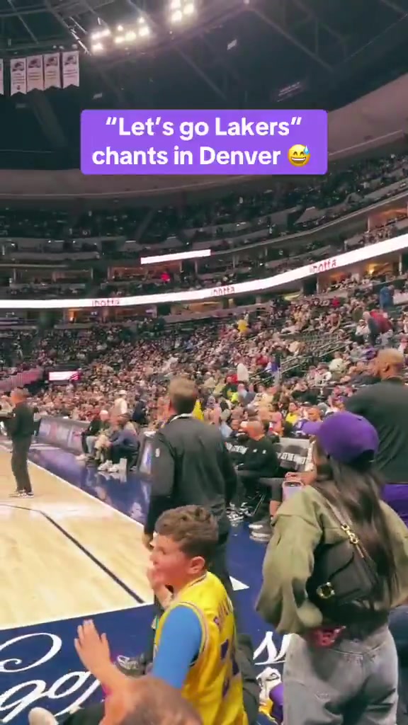 可不常见?丹佛主场球迷倒戈 垃圾时间场内响起给湖人的加油声